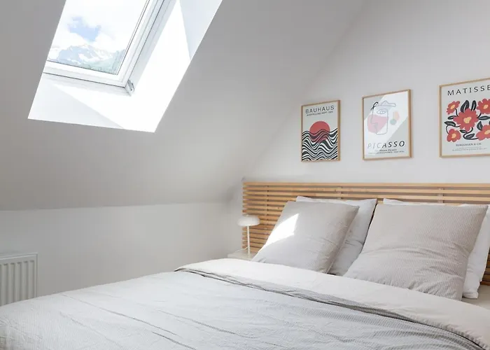 Duplex, 6 Personnes, 3 Chambres, 2 Salle De Bains, Dans A 50m Du Skyvall Loudenvielle